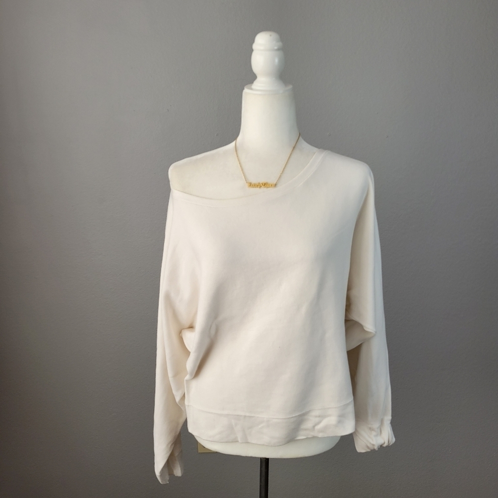 ZARA // white ecru off the shoulder batwing sleeve elastic cuff knit sweater